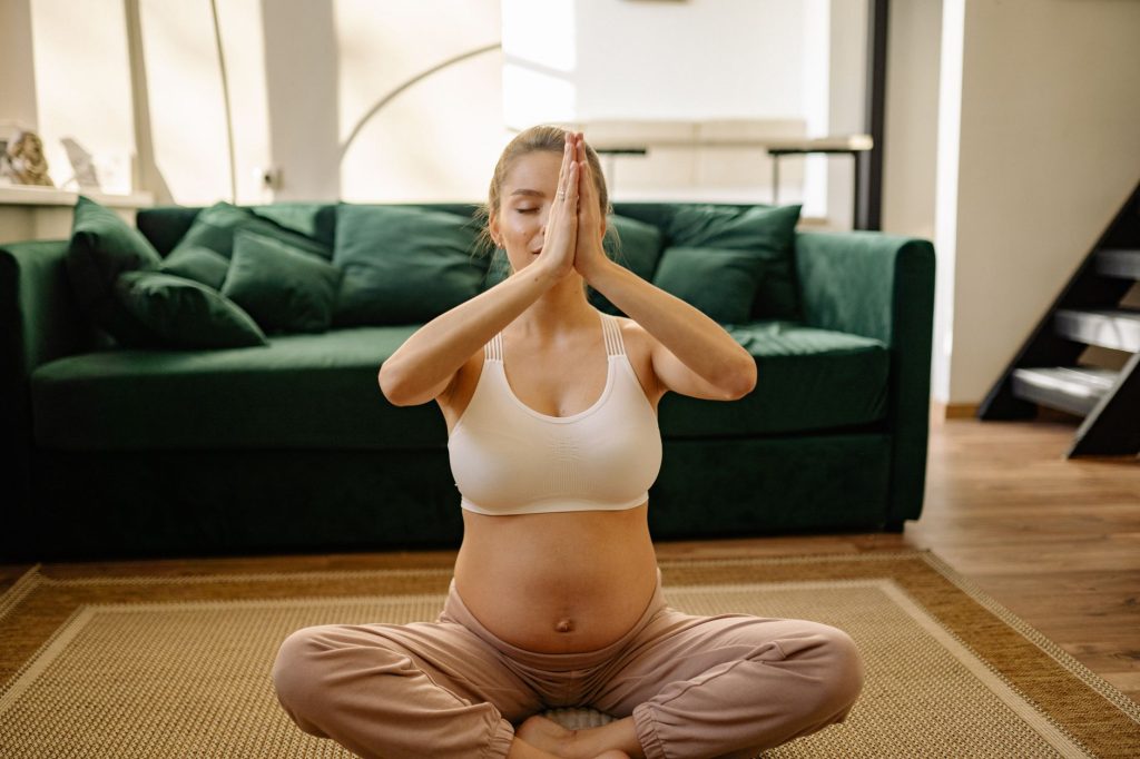 Concilier remise en forme et vie de jeune maman à la maison